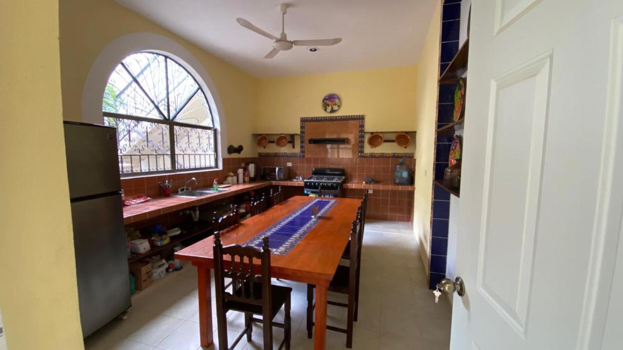 Hotel Casona Margot Вальядолид Экстерьер фото