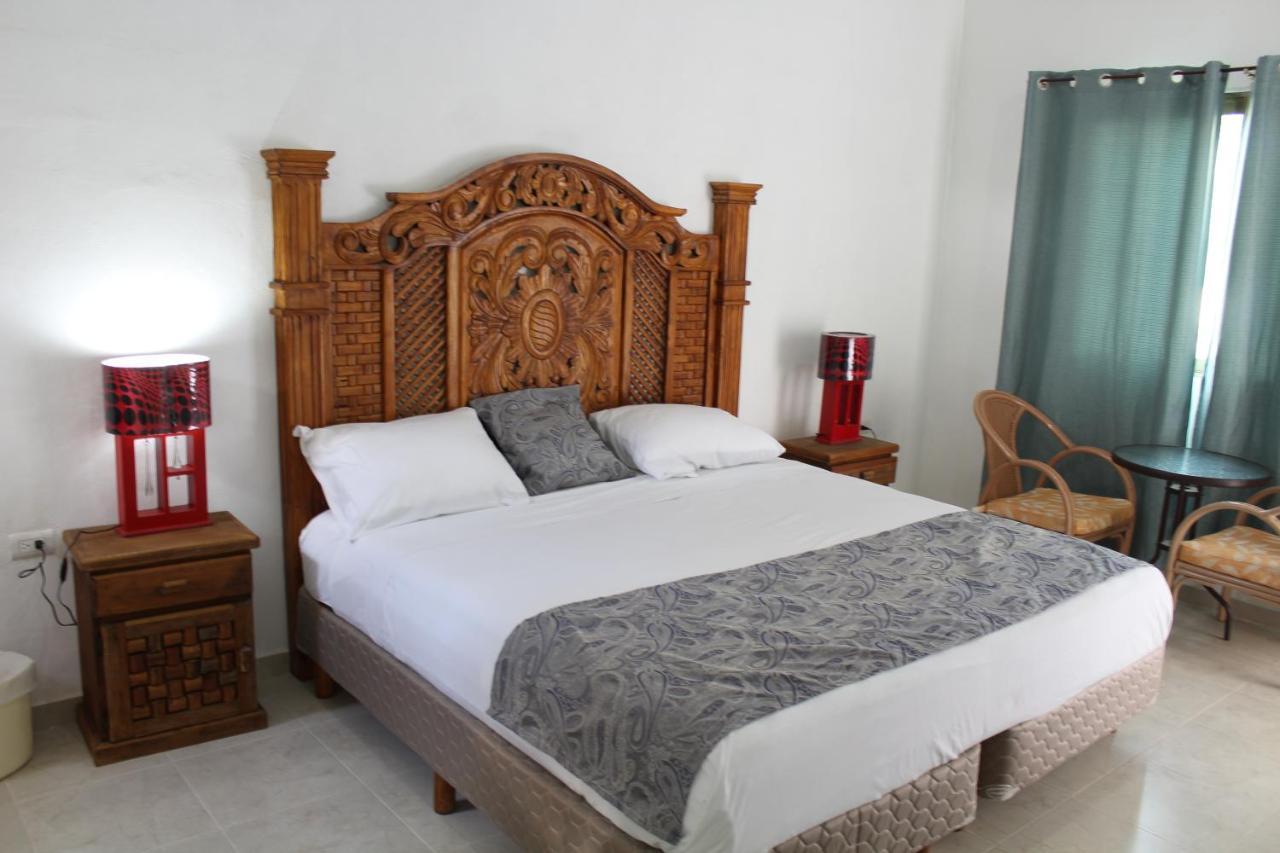 Hotel Casona Margot Вальядолид Экстерьер фото